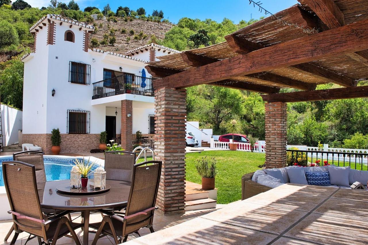 Casa Las Torres B&B Iznate Exteriér fotografie